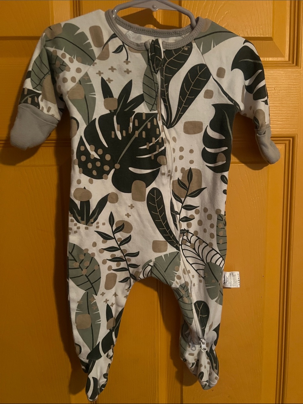 3-6 MONTH YOOFOSS ZIPPER FOOTIE ONE-PIECE ONESIE SLEEPER LEAF PRINT